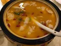 鱼片裹的淀粉太多，上桌了还没熟-楚畹园