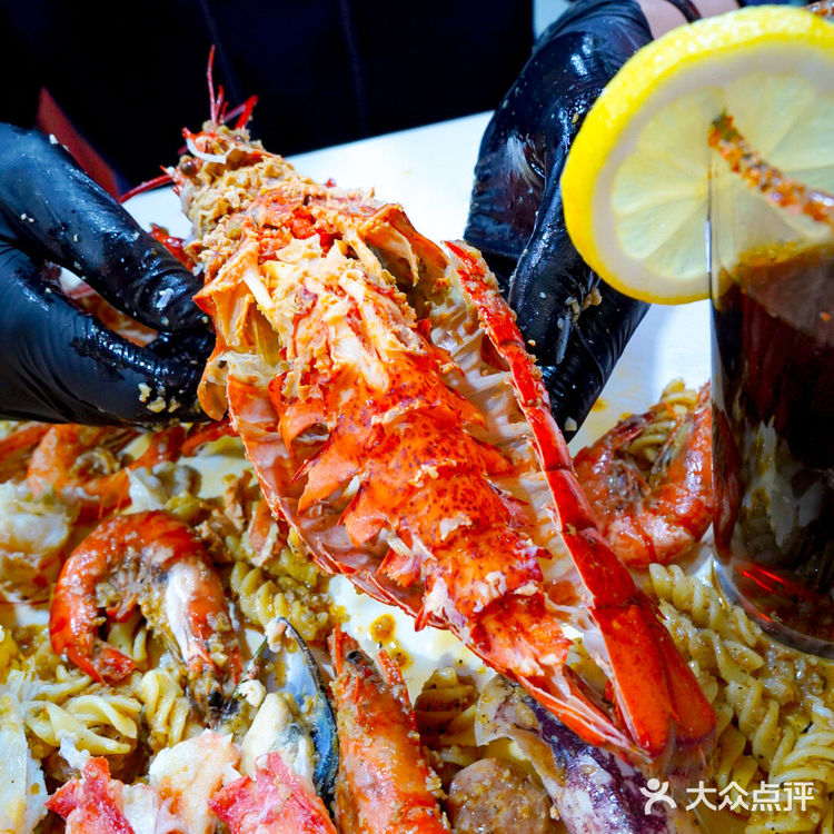 正宗洛杉矶风味！你没吃过的美式海鲜苍蝇馆子！