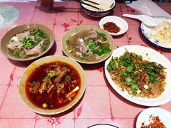 -谢老五跷脚牛肉·非遗传承店