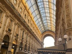 -文艺复兴百货(米兰大教堂广场店)