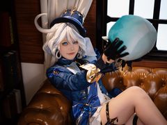 -米游妙妙屋cosplay换装自拍摄影体验馆