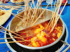 -马路边边串串香形象店(磐石路店)