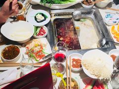 -海底捞火锅鲜切牛肉主题店(长寿路店)