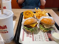-The Habit Burger Grill 哈比特汉堡(复兴soho店)