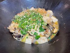 -老刘生态大鱼坊铁锅炖鱼(赛马场店)