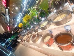 -金滏山烤肉·海鲜·火锅自助餐厅(襄阳万达店)