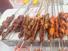 -小董哥烤串·爆汁大油边(故宫店)
