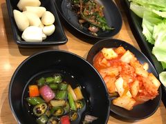 -肉甲韩国木炭烤肉(新壹街1店)
