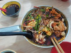 -铁锅哥米线
