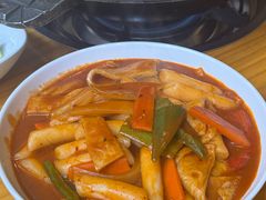 -喇喇排骨火锅·传统韩式脊骨汤(望京西园总店)