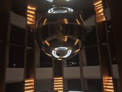 -涨巢·潮玩水疗局