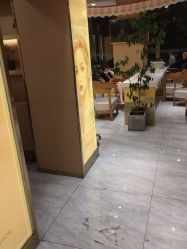 -一東造型烫发染发