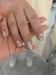 -U+nail优加专业美甲美睫