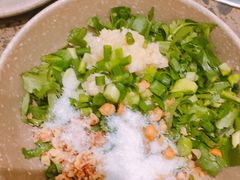 -肖肖酸萝卜鱼火锅(总店)