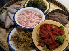 -王婆乔鲜鱼自助火锅(蜀汉路店)