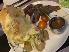 迷你芝士堡配肉眼牛排-Lingo西餐厅(仙乐斯广场店)