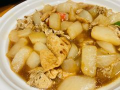 素萝卜牛腩煲-佛有缘素食馆·荔湾老字号(陈家祠首店)