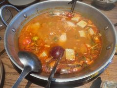 -鸿通城购物中心