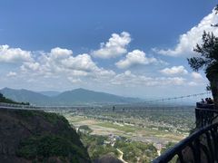 -玻璃桥景区石牛寨