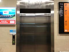 -九六广场-停车场