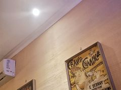 -Bistro Les Lilas丁香花小酒馆