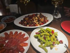 -肆海小川菜酒馆Wine Bistro (青年路店)