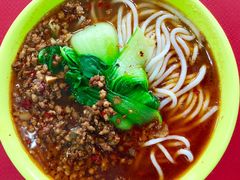 红油臊子米线-北大学一食堂