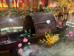 -老滇山寨•云南特色菜•地方菜•民族风情歌舞表演(金碧店)