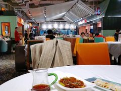 大堂-稻香酒家·34年老字号·港式粤菜(汉街店)