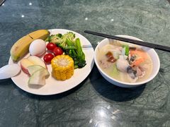-府上酒店(广州火车站越秀公园地铁站店)