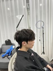 -尤司男士国潮理发馆