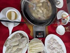 -花苑美食横琴生蚝火锅(拱北粤华路店)