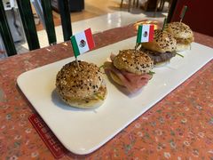 -彼德西餐厅(凯德广场新南店)