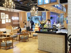 -藏猫猫咖啡主题馆(中央大道店)