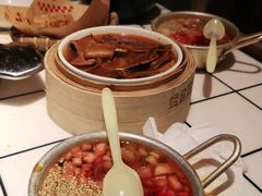 -贤合庄卤味火锅(时代广场店)