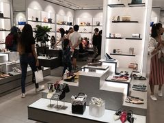 店内环境-Charles & Keith(VivoCity)