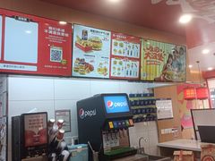 -塔斯汀中国汉堡(浦东绿地东海岸店)