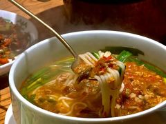 -一坐一忘云南菜(嘉里中心店)