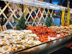 -四海一家自助餐(益田假日广场店)