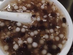 -芳婆糕团店(王府大街店)