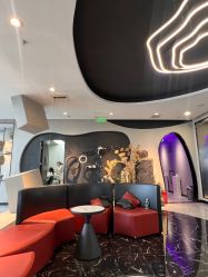 -TOP HAIR SALON