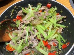 猫儿山的小黄牛-吃饭皇帝大(合生汇店)