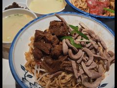 -镇南锅盖面馆(解放路店)