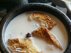 -云海肴·汽锅鸡·云南代表菜(天山百盛优客店)