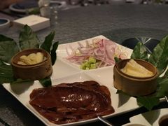 梧桐四味烤鸭-梧桐北京烤鸭·铜锅涮肉(海岸城店)