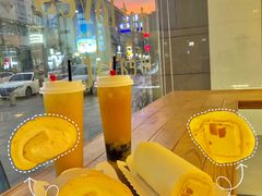 -顶东面包花园·生日蛋糕(世博店)