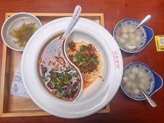 -万县面馆(高笋塘店)