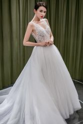 -拉瑞娜LaReine婚纱礼服高级定制