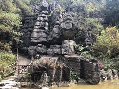 -梭布垭石林景区