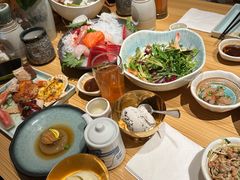 -花和海鲜自助(梅江店)